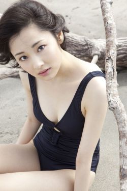 《离婚后跟单身父亲做了视频》